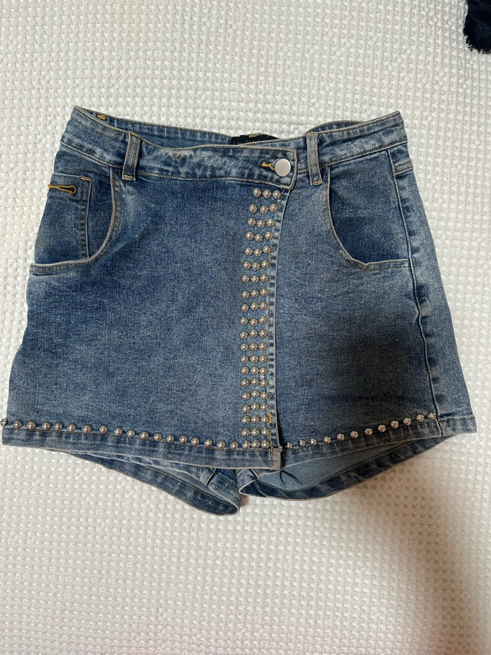 House of Harlow 1960 Blue Denim Studded Women's Skort
